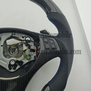 Últimos Productos: Volante Deportivo de Fibra de Carbono y Cuero para BMW Serie 3, Serie 5, F10, F20, F30, F90, F01, F02 - Product Image 3