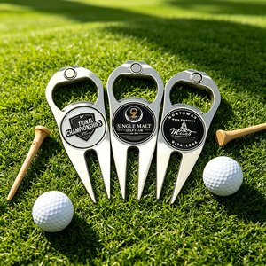 Outil de réparation de divots de golf double face personnalisé, esthétique neutre, portable - Product Image 2