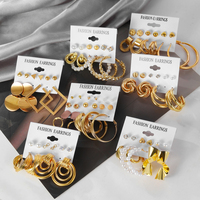 Nouvelle Mode Boucles d'Oreilles Puces Plaqué Or pour Femmes Ensemble de Bijoux Perles Usage Quotidien Fête Luxe Pierres Cristallines