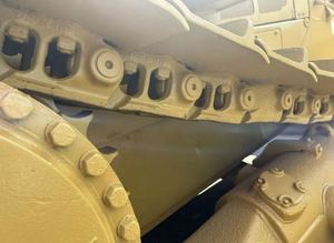 Bulldozer Caterpillar D6R d'occasion à prix abordable, hydraulique et efficace, avec pompe hydraulique KYB, accessoire tarière certifié CE et brise-roche Daewoo - Product Image 5