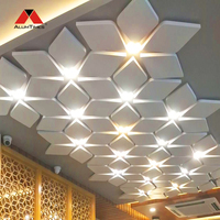 Panneaux de plafond en aluminium décoratifs artistiques Alumtimes, système de plafond suspendu, design linéaire pour hôtel, centre commercial
