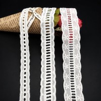 Dentelle Pompon Décorative en Coton 4cm Blanche Colorée au Mètre pour Robe, Artisanat, Couture, Usine OEM, Vente en Gros, Logo Personnalisé pour Marque