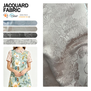 Tissu jacquard brodé de haute qualité, personnalisé, luxueux, en polyester teinté, avec un motif floral 3D pour robe - Product Image 1