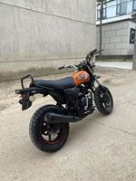 Moto sportive à essence d'occasion Small Monkey Xhz modèle 150 150cc en provenance de Chine avec une vitesse maximale de >80 km/h