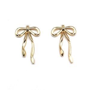 Dijes de lazo de aleación de zinc 36x44mm 24x40mm color oro, accesorio DIY para joyería, colgante, llavero, cadena para suéter, patrón tótem, unisex - Product Image 4