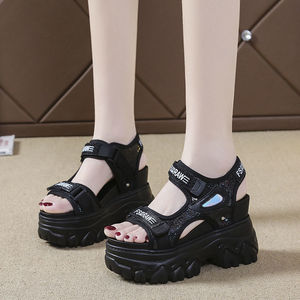 Sandalias de tacón alto para mujer, estilo nuevo, al por mayor, sandalias antideslizantes y que aumentan la altura, a la moda. - Product Image 3