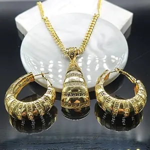 Groothandel Dubai Messing 18K Vergulde Bruiloft Bruids Indian Pakistan Afrikaanse Ketting Oorbellen Sieraden Set Voor Vrouwen