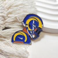 Kain lencana koboi emas desain personalisasi pin kustom logo logam pin enamel lembut