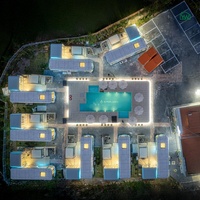 Maison préfabriquée compacte moderne de 40 pieds à énergie solaire, type capsule spatiale