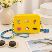 Pochette de rangement familiale d'extérieur en silicone, mini sac à bandoulière léger pour enfants et étudiants, idéal pour les essentiels des enfants