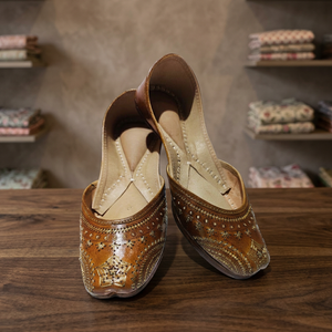 Women's Traditional Indian Wedding Housewarming Party Shoes Genuine Leather Upper Elastic Band Closure BS Fashion Mixed Colors - Product Image 1