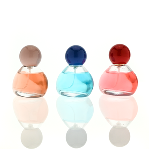 Flacone di Profumo dalla Forma Insolita, Design Elegante in Vetro Trasparente, Atomizzatore di Lusso per Confezioni di Profumi di Marca Premium con Coperchio - Product Image 4