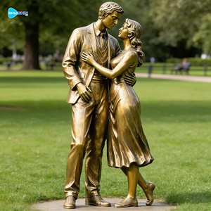 Statua in Bronzo a Grandezza Naturale di Coppia in Amore Vero per Parchi, Ville e Spazi Esterni - Product Image 5