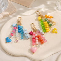 Porte-clés Cœur Perlé Coloré avec Pompon en Résine, Breloque de Sac, Anneau en Alliage, Chaîne de Téléphone, Cadeau du Nouvel An, Personnalisable