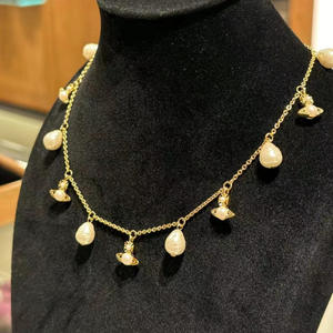 Collar Empress Dowager Vivienne, Estilo Punk Barroco de Lujo, con Perlas y Circonitas, Diseño de Saturno, Chapado en Oro Rosa sobre Plata de Ley, para Mujer - Product Image 4