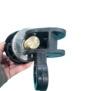 Porte-fusible à <span class=keywords><strong>ba</strong></span>ïonnette monté sur couvercle de transformateur haute tension Bla Black8.3/15/23kV porte-fusible monté sur le mur latéral Bay-O-Net - Product Image 1