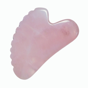Outil Gua Sha en quartz rose naturel de haute qualité en forme de cœur avec des dents, planche de massage pour le soin de la peau du visage et du corps - Product Image 5