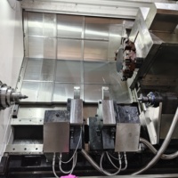 Tour CNC à banc incliné avec outils motorisés, contrepoinçon hydraulique et tourelle d'outils motorisés à 12 positions pour l'usinage de pièces automobiles