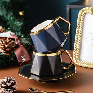 แก้วกาแฟเซรามิกแบบใช้แล้วทิ้ง สไตล์การ์ตูนทันสมัย คุณภาพสูง สำหรับงานปาร์ตี้  พร้อมจาน ช้อน  รับทำสีและโลโก้ตามสั่ง  ขนาด 201-300 มล. ขายส่ง - Product Image 2