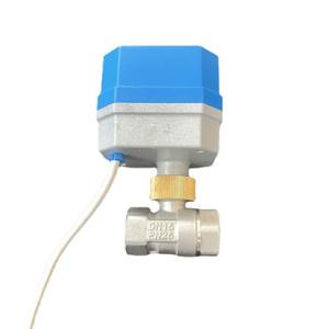 Válvula de bola eléctrica miniatura de 1/2 pulgada de bronce con sellado de PTFE para control de agua y gas - Product Image 2