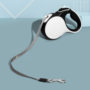 Correa Retráctil Automática para Perros, Material ABS Verde y Blanco, Forma Redonda, para Animales Pequeños, Cinturón de Tracción A10 - Product Image 4