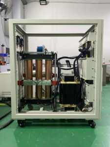 300KVA ตัวควบคุมแรงดันไฟฟ้าอัตโนมัติ Stabilizers 300KVA ตัวควบคุมแรงดันไฟฟ้า 380V AVR พร้อมจอแสดงผล LCD สมาร์ท - Product Image 3