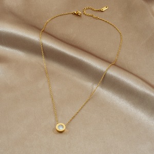 Minimalist Round Pendant Necklace With Roman Numerals Gold Plated Chain Everyday Wear Diamond Encrusted Geometric Design - Product Image 3