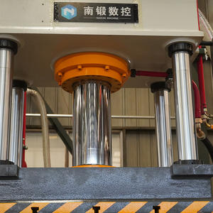 Presses hydrauliques de 200/315 tonnes pour le formage de couvercles de casseroles en acier inoxydable, de casseroles en aluminium et d'extincteurs - Product Image 5