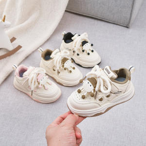 2025 primavera Otoño, zapatos deportivos de cuero para niños y niñas, zapatos informales antideslizantes para correr para niños pequeños, logotipo personalizado de lona - Product Image 1