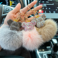 Porte-clés Ours Scintillant Orné de Diamants, Pompon Doux et Moelleux, Animal en Cristal