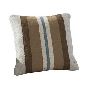 Haute qualité Boho extérieur laine housse de coussin vente chaude Unique tissé à la main décoratif jeter oreiller avec motif Vintage par ITHL - Product Image 1
