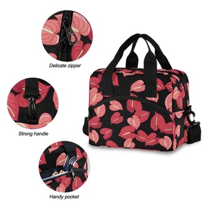 Bolsa Térmica Portátil de Aluminio con Diseño de Hojas de Anturio Hawaiano, Bolsa de Almuerzo Aislada con Cierre y Correa para el Hombro, Estilo Aloha Personalizado para Picnic - Product Image 5
