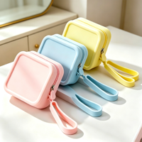Organisateur de maquillage personnalisé en silicone Geedyn, étanche, antichoc, anti-poussière, durable, étui à bijoux, pochette à fermeture éclair mignonne et tendance
