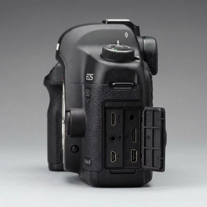 Venta al por Mayor de Cámaras DSLR <span class=keywords><strong>Canon</strong></span> <span class=keywords><strong>EOS</strong></span> <span class=keywords><strong>5D</strong></span> <span class=keywords><strong>Mark</strong></span> <span class=keywords><strong>II</strong></span> Originales Usadas, 5D2 de Fotograma Completo con Lente EF 24-105mm f/4L IS USM - Product Image 5