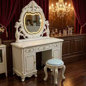 Set Toeletta Multifunzionale in Stile Europeo Ispirato al Lusso Reale con Specchio Illuminato, Elegante e Moderno per Camera da Letto - Product Image 1