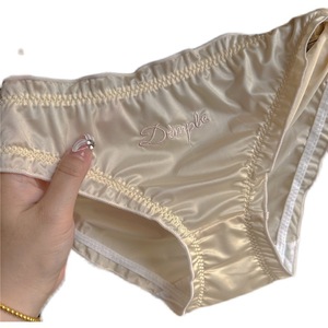 Intima da donna mutandine da ragazza Color crema Champagne satinato con scritte a triangolo a vita media bassa in tinta unita <span class=keywords><strong>perizoma</strong></span> di seta di ghiaccio sottile - Product Image 5