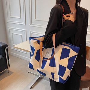 Bolso de Hombro de Lona Impermeable para Mujer, con Cierre Abierto, Gran Capacidad, Estilo Bohemio, Casual, con Forro - Product Image 4