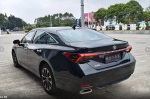 Voitures d'<span class=keywords><strong>occasion</strong></span> FAW <span class=keywords><strong>Toyota</strong></span> AVALON 2022 2.0L Édition Luxe Essence 2.0L Voiture d'<span class=keywords><strong>occasion</strong></span> Véhicules à moteur d'<span class=keywords><strong>occasion</strong></span> Voiture pré-utilisée - Product Image 4