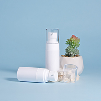 Flacon pulvérisateur en plastique 30 ml PET Faible MOQ Flacon de parfum Corps avec revêtement extérieur en ABS Flacon de fond de teint vide avec pompe pour soin des jambes