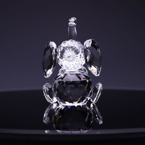 Figurines d'éléphants en cristal en gros d'usine, sculptures miniatures d'animaux en verre pour cadeaux de mariage - Product Image 4
