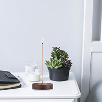 Style chinois décor à la maison Yoga méditation encens Base porte-bâton Logo personnalisé noyer noir en bois rond brûleur d'encens plateau