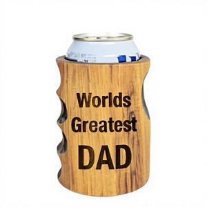 Portabevande Isolato Portatile in Legno 'Il Miglior Papà del Mondo' - Product Image 1