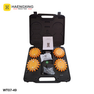 Xe nam châm 4 gói màu đen mang trường hợp USB C có thể sạc lại xoay flash LED Road Flare khẩn cấp <span class=keywords><strong>Kit</strong></span> - Product Image 1