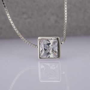 Collana da Donna alla Moda in <span class=keywords><strong>Argento</strong></span> Sterling <span class=keywords><strong>925</strong></span> Placcato Oro Bianco con Gemma - Product Image 1