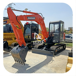 Miniexcavadora Usada Doosan DH55 de 5.5 Toneladas, Bomba de Caja de Cambios y Rodamientos Originales de 40.5KW - Excavadoras Usadas Coreanas DH55 DH60 DH75 en Venta - Product Image 1