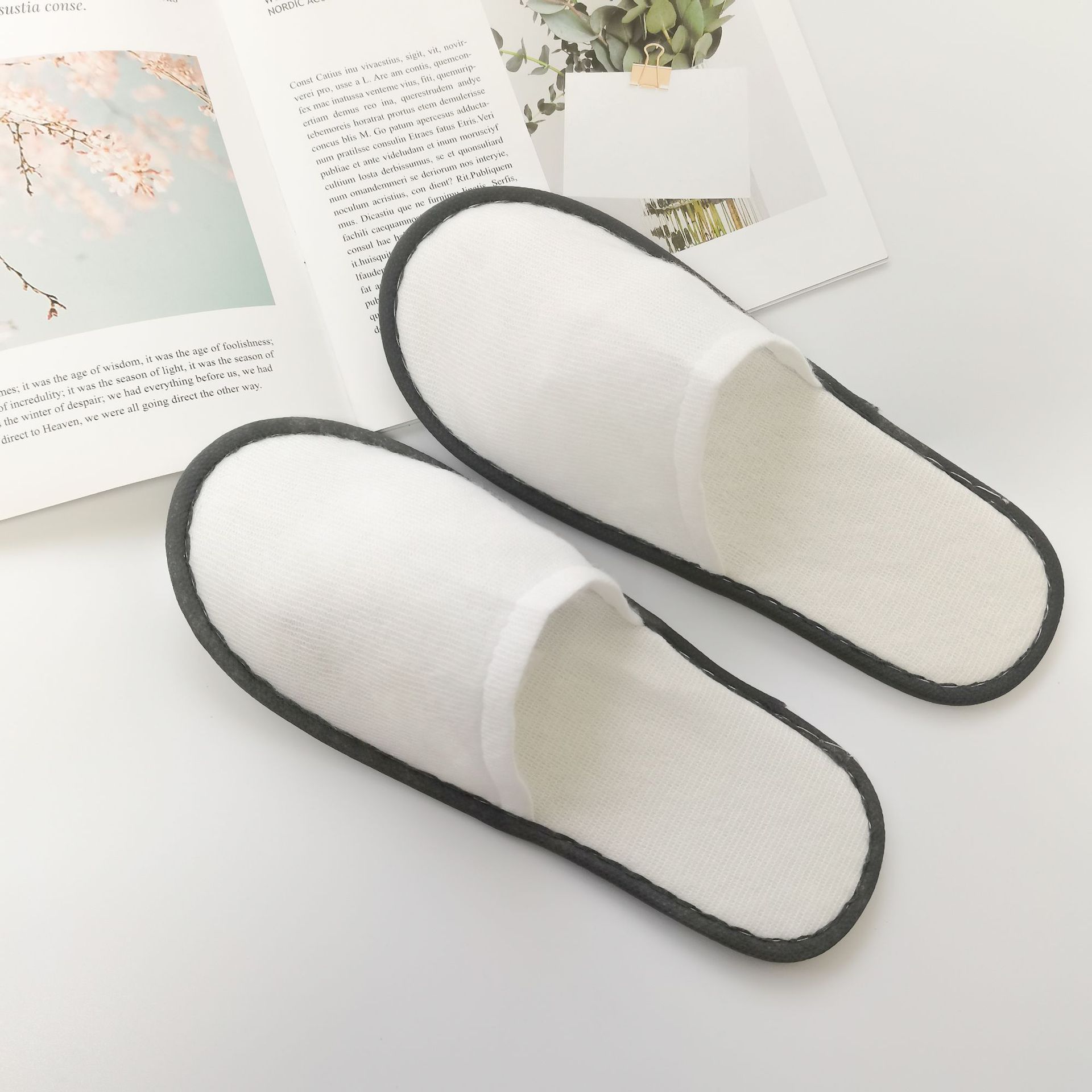 Chaussons d'hôpital jetables en gros Qualité et personnalisation
