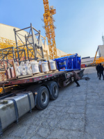 Grue de chantier électrique personnalisée 10T, portée maximale 45m, rotation à 360°, grue sur piédestal pour réparation et construction navale