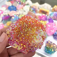 Cluster di cristallo grezzo naturale Geode iridescente galvanotecnica Cluster di cristallo Aura rosa