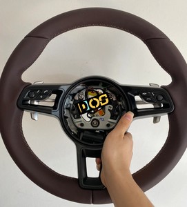 Volante de Fibra de Carbono LED Compatible con <span class=keywords><strong>Porsche</strong></span> Panamera Cayenne Macan 718 Boxster Cayman Taycan <span class=keywords><strong>Carrera</strong></span> 996 911 981 957 958 991 - Product Image 2