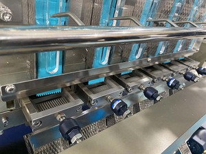 Machine d'emballage multifonctionnelle DXDF-900T à 4 voies pour poudre de sucre et de thé en sachet - Product Image 3